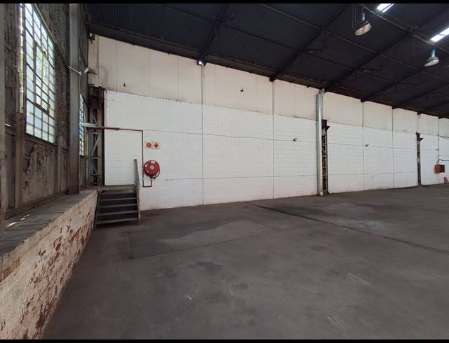 390M² WAREHOUSE TO LET IN HERIOTDALE